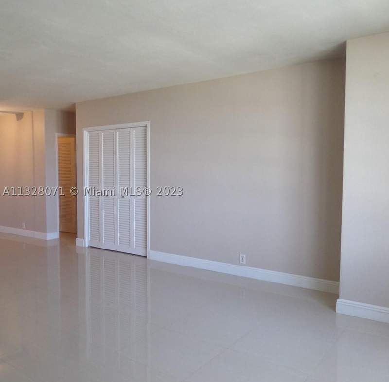 0 bedroom Condominium at 1000 West Ave 1032, Mirador 1000 Condo, Miami Beach — photo 4