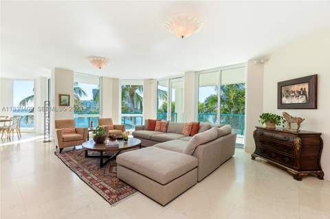 1660 W Glencoe St 302, Coconut Grove FL - photo 16 of 70