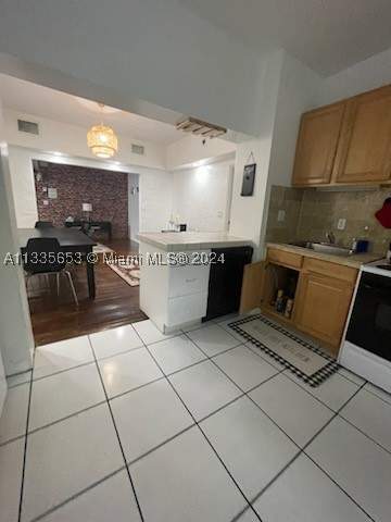 2811 Indian Creek Dr, Miami Beach FL - photo 12 of 13