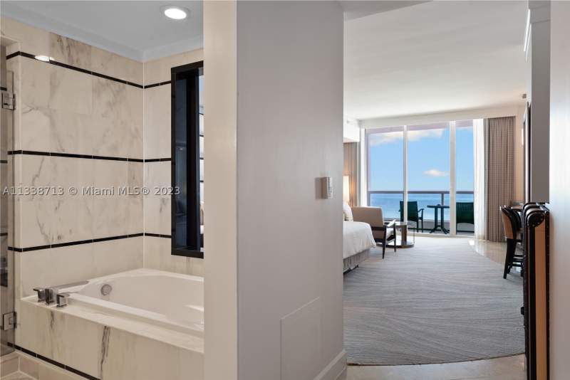 4 bedroom Condominium at 4391 Collins Ave 1911/1909/1910/1912, Fontainebleau III Ocean C, Miami Beach — photo 4