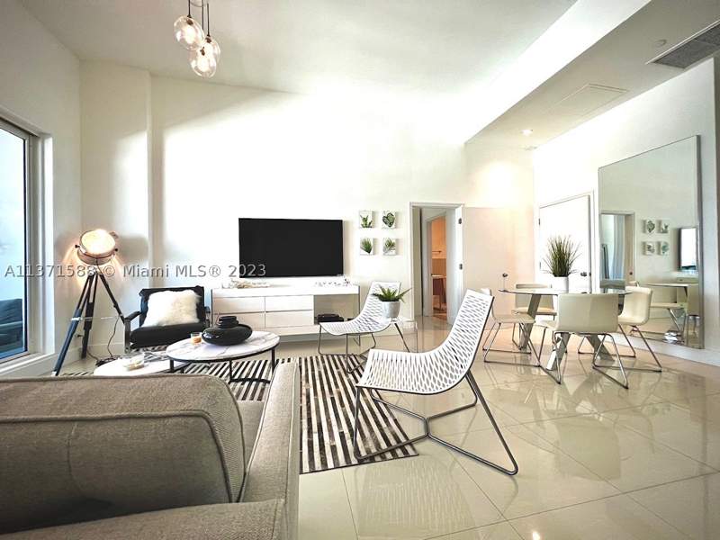 2 bedroom Condominium at 2301 Collins Ave 1626, Roney Palace Condo, Miami Beach — photo 2