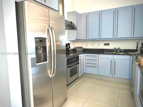 2301 Collins Ave 1626, Miami Beach FL - photo 9 of 17
