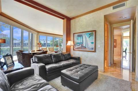 2600 Island Blvd 101, Aventura FL - photo 15 of 33