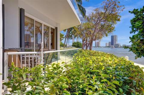 2600 Island Blvd 101, Aventura FL - photo 19 of 33