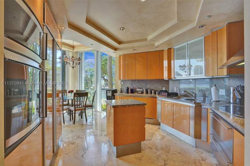 3 bedroom Condominium at 2600 Island Blvd 101, 2600 Isl Blvd Williams Is, Aventura — photo 4