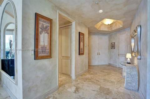 2600 Island Blvd 101, Aventura FL - photo 6 of 33