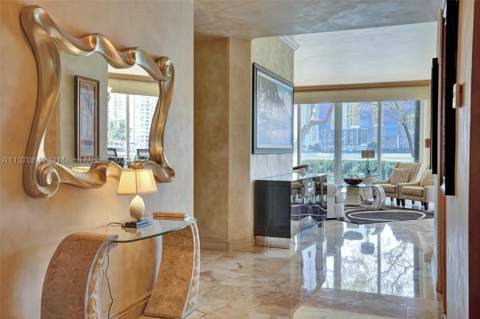 2600 Island Blvd 101, Aventura FL - photo 7 of 33