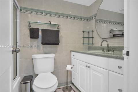 5401 Collins Ave 601, Miami Beach FL - photo 23 of 33