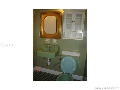 9324 Abbott Avenue, Surfside FL - photo 9 of 34