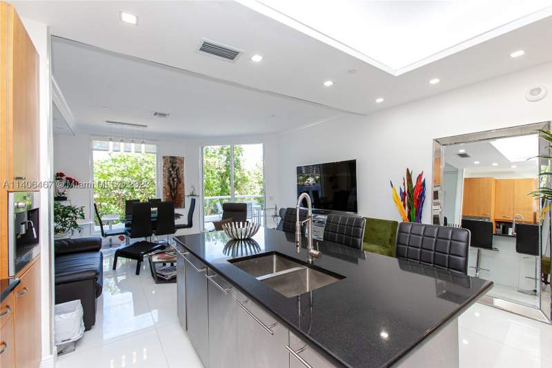 2 bedroom Condominium at 6000 Island Blvd 104, Bellamare @ Williams Isla, Aventura — photo 4