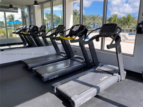 100 Lincoln Rd 939, Miami Beach FL - photo 11 of 23
