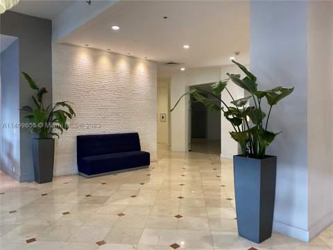 100 Lincoln Rd 939, Miami Beach FL - photo 16 of 23