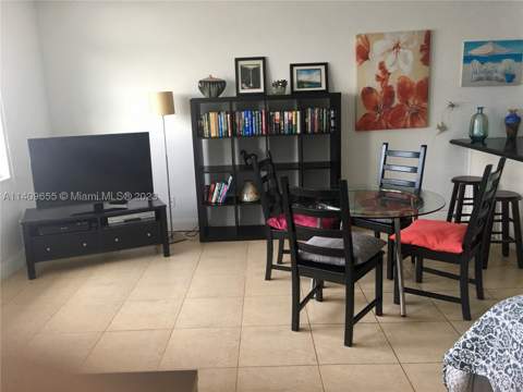 100 Lincoln Rd 939, Miami Beach FL - photo 19 of 23