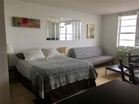 100 Lincoln Rd 939, Miami Beach FL - photo 20 of 23
