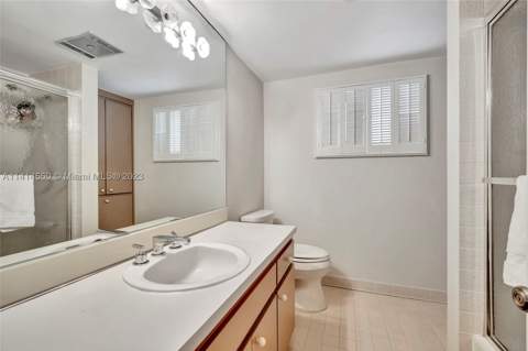 4716 University Dr, Coral Gables FL - photo 20 of 24