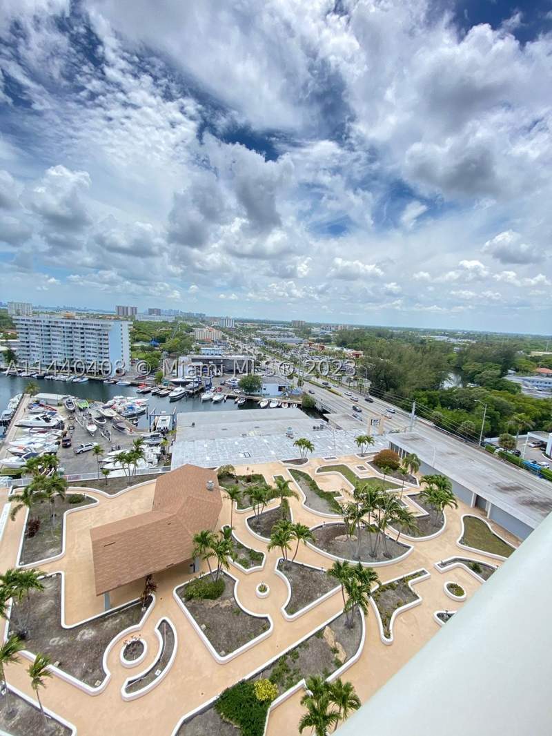 2 bedroom Condominium at 13499 Biscayne Blvd 1408, Sailboat Cay Condo, North Miami — photo 2