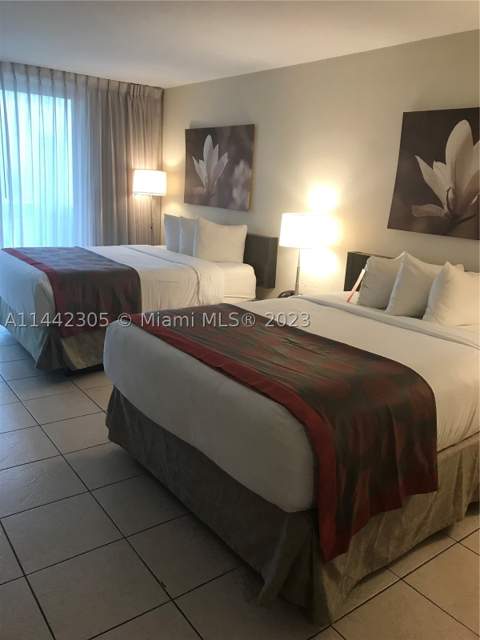 19201 Collins Ave 637, Sunny Isles Beach FL - photo 8 of 12