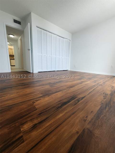13499 Biscayne Blvd 1513, North Miami FL - photo 17 of 24