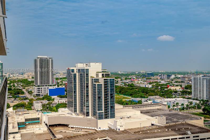 1 bedroom Condominium at 555 NE 15th St 32E, Venetia Condo, Miami — photo 3