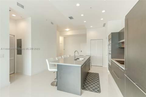 7825 NW 107th Ave 816, Doral FL - photo 8 of 19