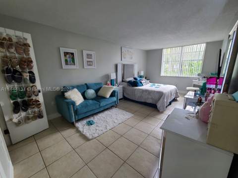 496 NW 165th St Rd D112, Miami FL - photo 21 of 35