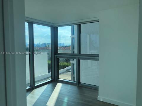 2655 Collins Ave 706, Miami Beach FL - photo 16 of 37