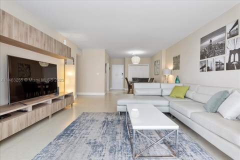 5601 Collins Ave 1514, Miami Beach FL - photo 16 of 41