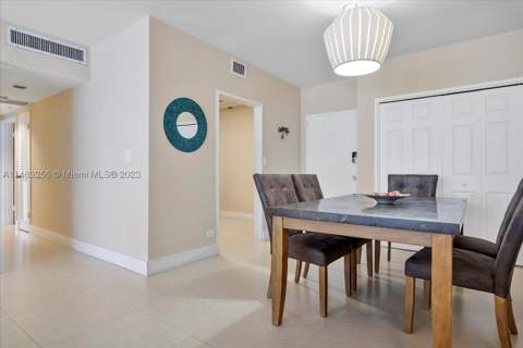 5601 Collins Ave 1514, Miami Beach FL - photo 20 of 41