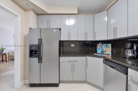 5601 Collins Ave 1514, Miami Beach FL - photo 23 of 41
