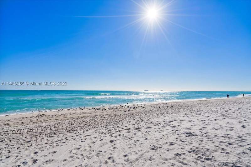 3 bedroom Condominium at 5601 Collins Ave 1514, The Pavilion Condo, Miami Beach — photo 5