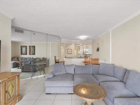 18260 N Bay Road 304, Sunny Isles Beach FL - photo 17 of 50
