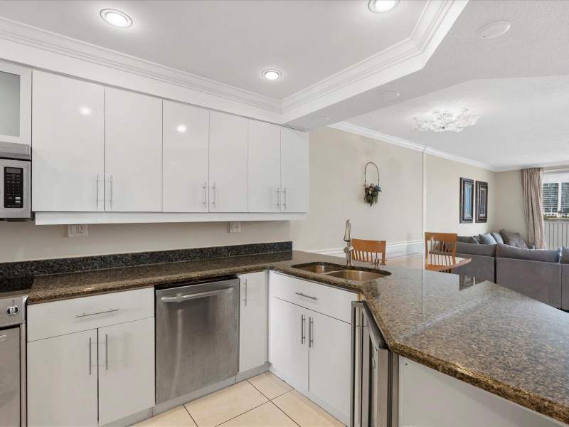 2 bedroom Condominium at 18260 N Bay Road 304, Les Pelicans Condo, Sunny Isles Beach — photo 3