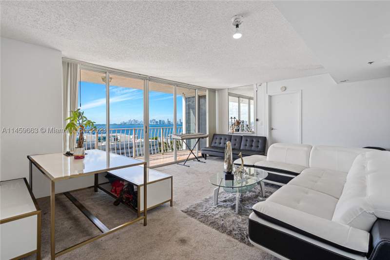 2 bedroom Condominium at 7601 E Treasure Dr 1720, The Grandview Palace Cond, North Bay Village — photo 4