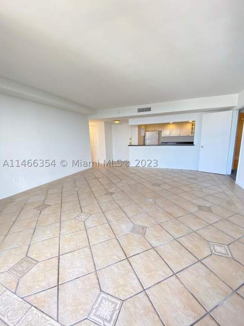 13499 Biscayne Blvd 1505, North Miami FL - photo 6 of 20