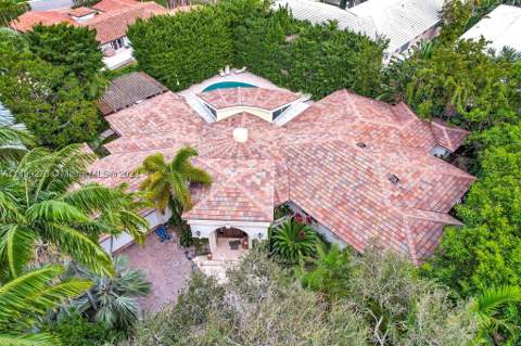61 Camden Ct, Bal Harbour FL - photo 20 of 22