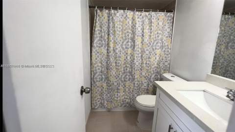 8260 SW 210th St 220, Cutler Bay FL - photo 12 of 21