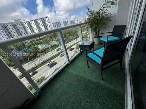 19201 Collins Av 432, Sunny Isles Beach FL - photo 24 of 54