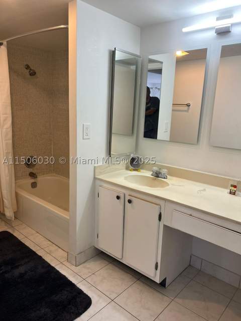 290 174th St 702, Sunny Isles Beach FL - photo 15 of 24
