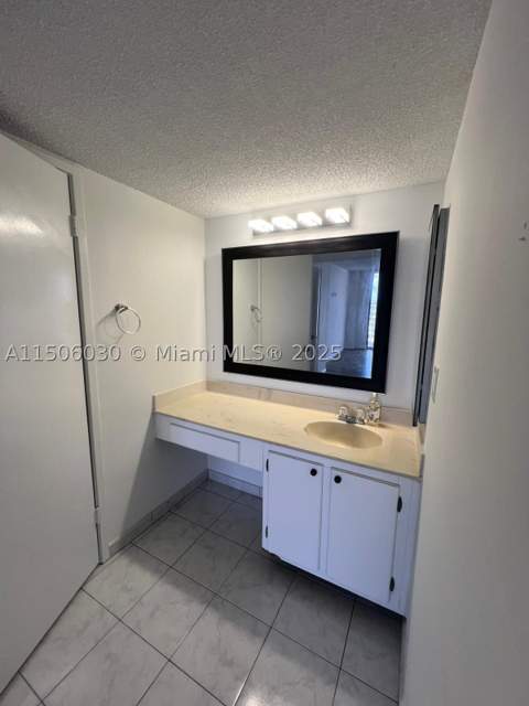 290 174th St 702, Sunny Isles Beach FL - photo 19 of 24