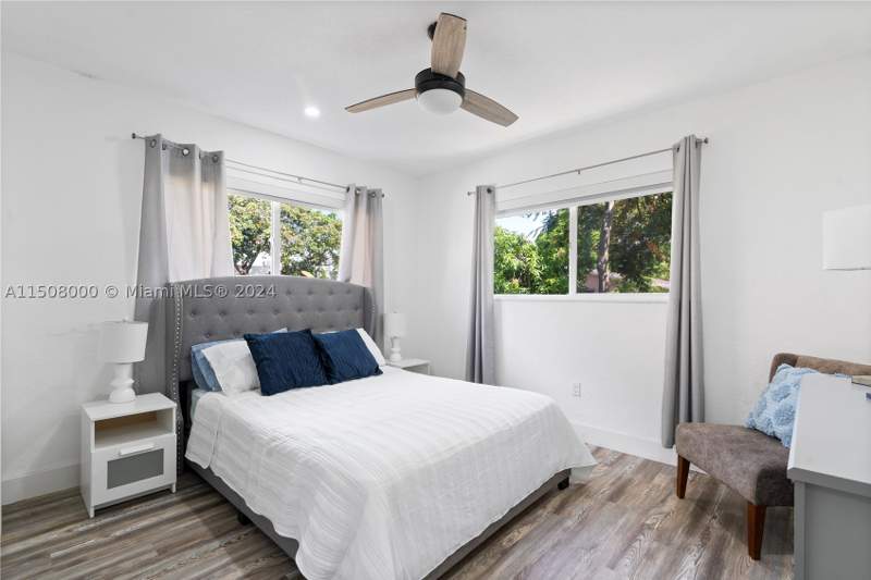 2 bedroom SingleFamilyResidence at 236 NW 42nd St, Columbia Park Corr Pl, Miami — photo 4