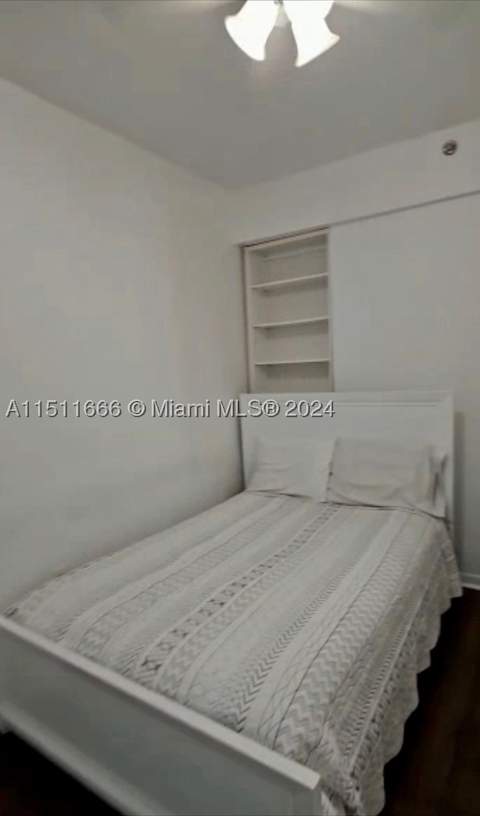 6345 Collins 732, Miami Beach FL - photo 7 of 9