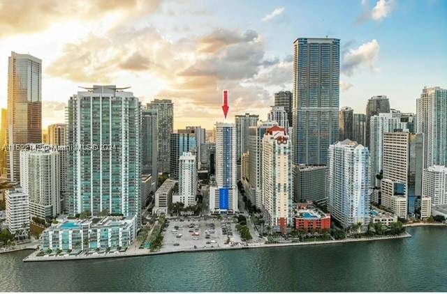 2 bedroom Condominium at 1200 Brickell Bay Dr 1915, The Club At Brickell Bay, Miami — photo 2