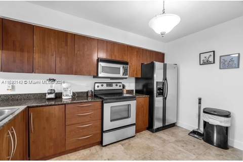 1200 Brickell Bay Dr 1915, Miami FL - photo 8 of 11