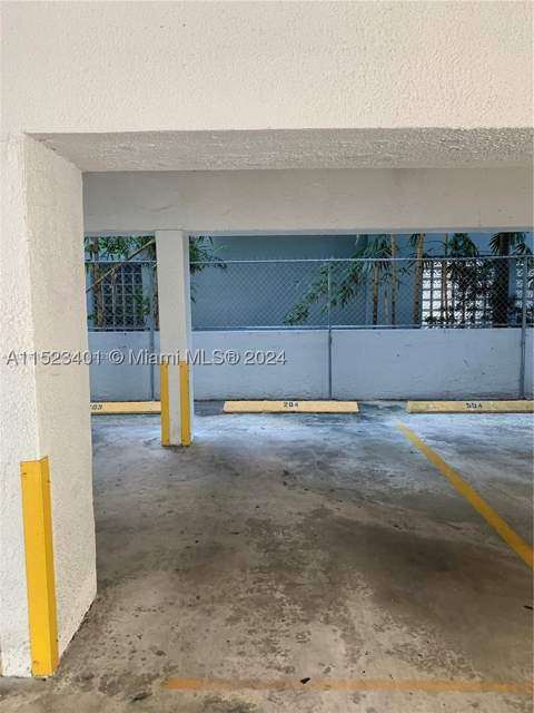 947 Lenox Ave 204, Miami Beach FL - photo 20 of 21