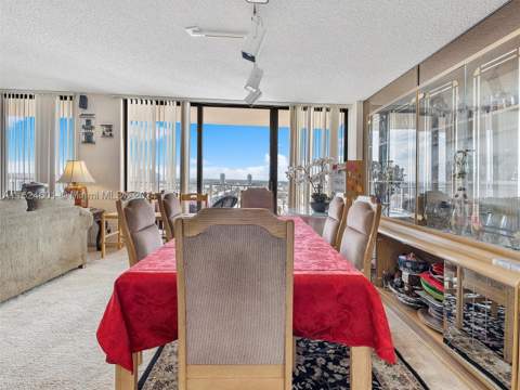 290 174th St 1809, Sunny Isles Beach FL - photo 12 of 37