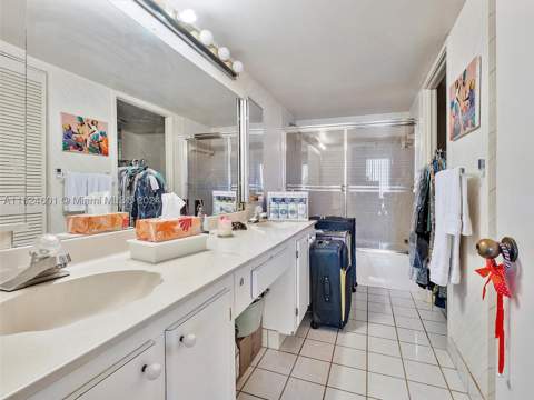 290 174th St 1809, Sunny Isles Beach FL - photo 17 of 37