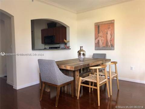 9172 Collins Ave 13, Surfside FL - photo 8 of 9