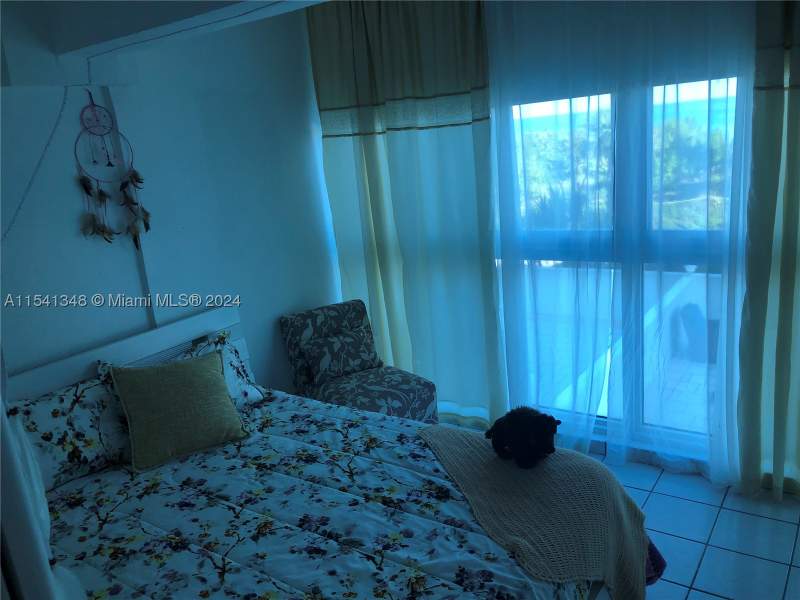 4 bedroom Condominium at 5445 Collins Ave Th2, Castle Beach Club Condo, Miami Beach — photo 2