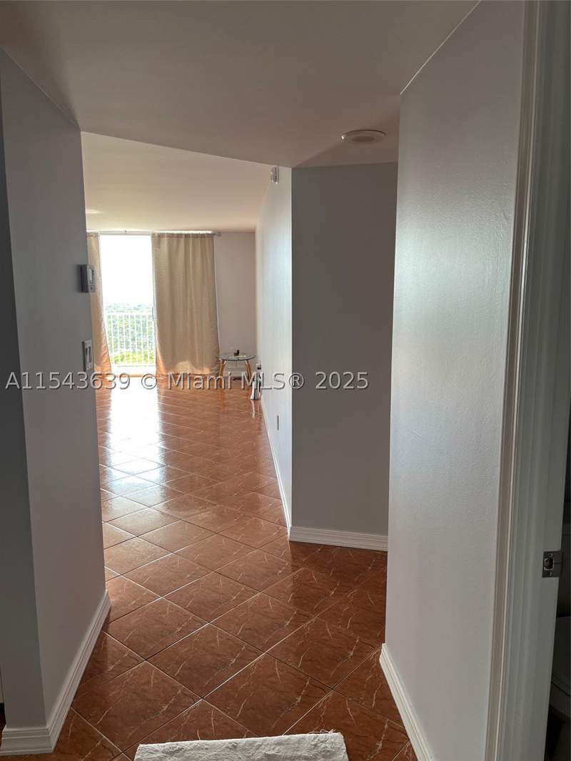 1 bedroom Condominium at 2801 NE 183rd St 2103W, Admirals Port Condo West, Aventura — photo 4