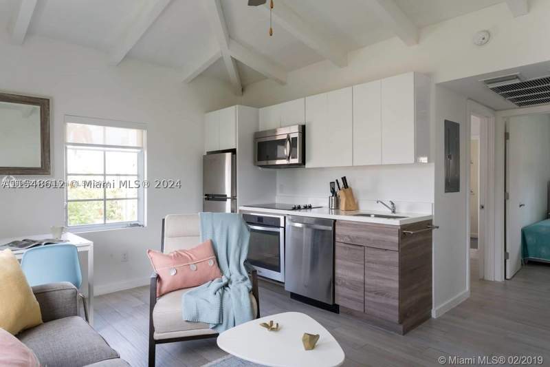 2 bedroom Condominium at 1450 Meridian Ave 201, Eva Condo, Miami Beach — photo 3